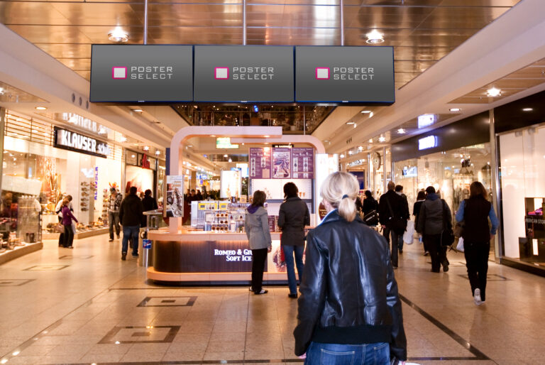 Digitaler Werbescreen im Einkaufszentrum in Siegen